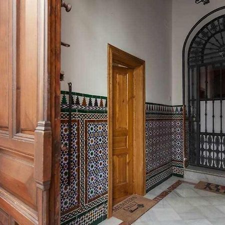 Monkeys Apartments El Arenal Santas Patronas Sevilla Eksteriør billede