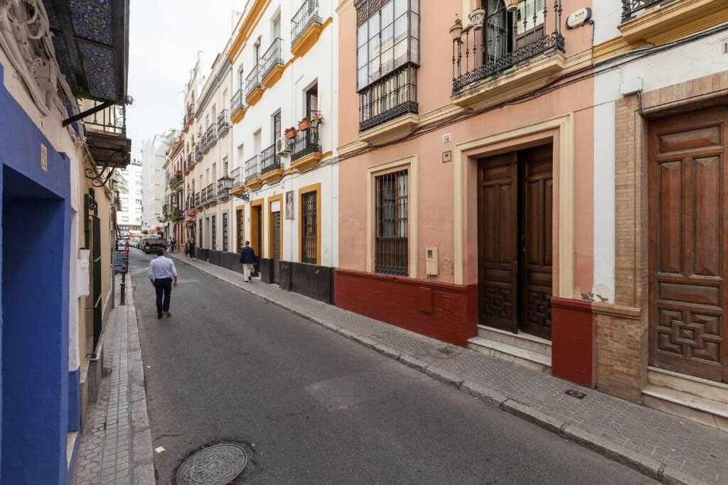Monkeys Apartments El Arenal Santas Patronas Sevilla Eksteriør billede